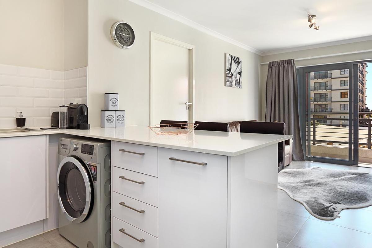 The Paragon 317 By Hostagents Cape Town Ngoại thất bức ảnh